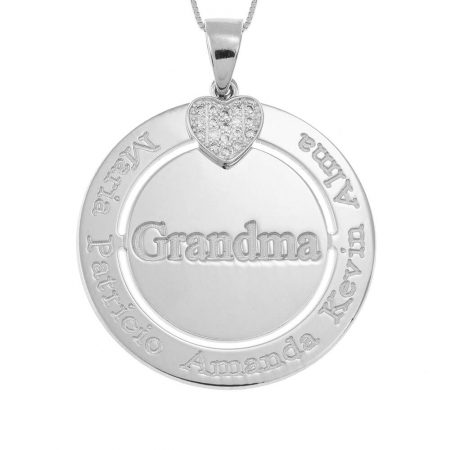 Engraved Circle Grandma Necklace with Heart in 925 Sterling Silver