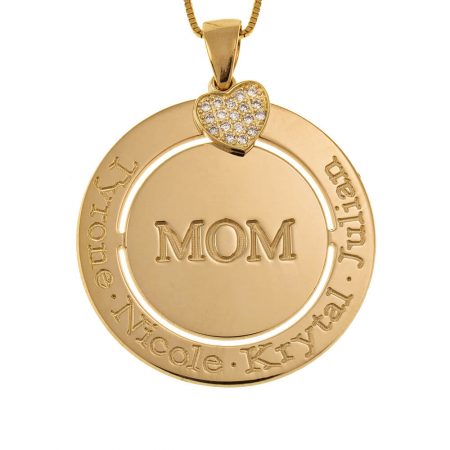 Engraved Circle Mom Necklace with Inlay Heart in 18K Gold Plating